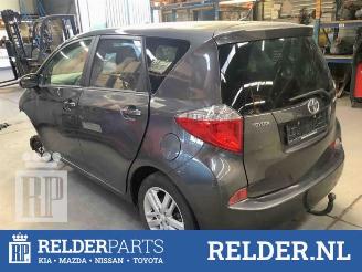 Toyota Verso S Verso S, MPV, 2010 / 2016 1.33 16V Dual VVT-I picture 3