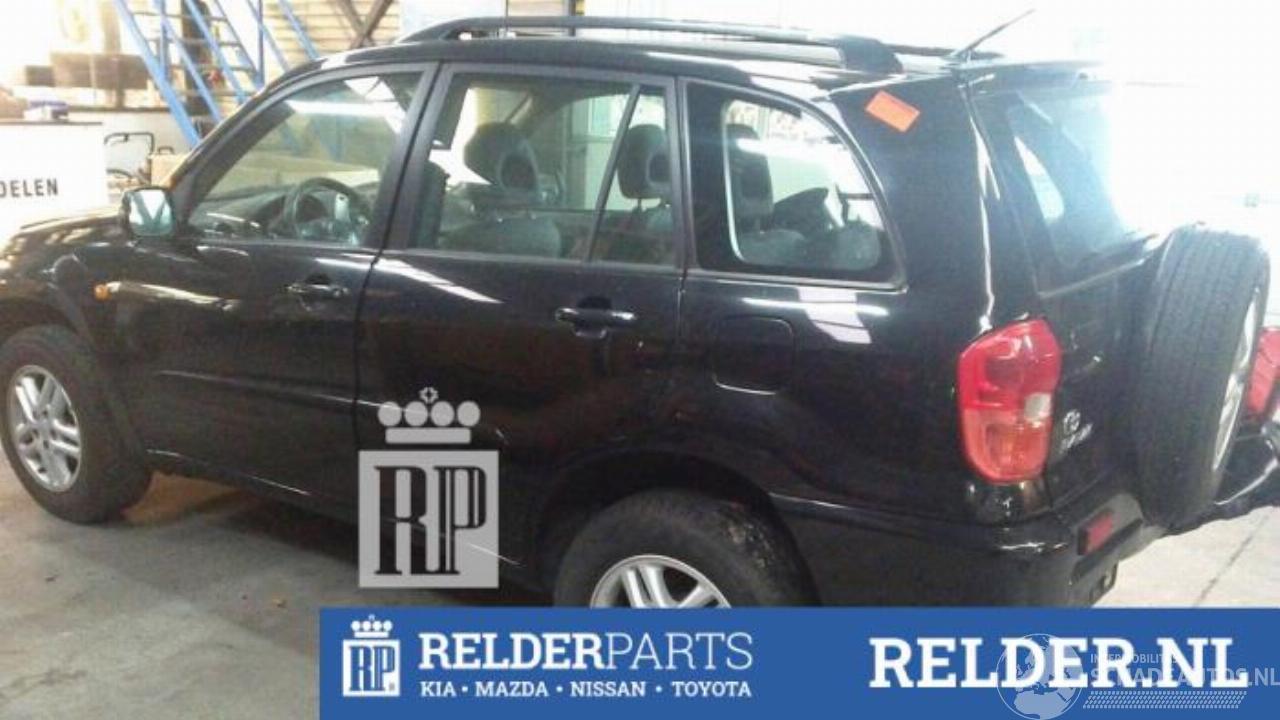 Toyota Rav-4 RAV4 (A2), Terreinwagen, 2000 / 2005 1.8 16V VVT-i 4x2