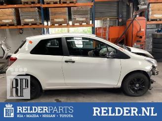 Toyota Yaris Yaris III (P13), Hatchback, 2010 / 2020 1.0 12V VVT-i picture 6