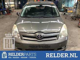 Toyota Corolla-verso Corolla Verso (R10/11), MPV, 2004 / 2009 1.8 16V VVT-i picture 8