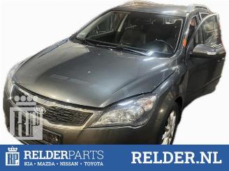 Kia Cee d Cee'd Sporty Wagon (EDF), Combi, 2007 / 2012 1.6 CRDi 115 16V picture 3