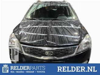 demontáž osobní automobily Kia Cee d Cee'd Sporty Wagon (EDF), Combi, 2007 / 2012 1.4 16V 2010/2