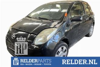 Toyota Yaris Yaris II (P9), Hatchback, 2005 / 2014 1.0 12V VVT-i picture 6