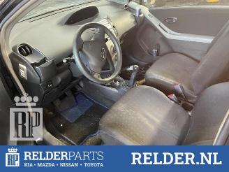 Toyota Yaris Yaris II (P9), Hatchback, 2005 / 2014 1.0 12V VVT-i picture 9