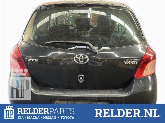 Toyota Yaris Yaris II (P9), Hatchback, 2005 / 2014 1.0 12V VVT-i picture 2