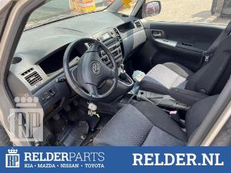 Toyota Corolla-verso Corolla Verso (E12), MPV, 2001 / 2004 2.0 D-4D 16V 90 picture 10