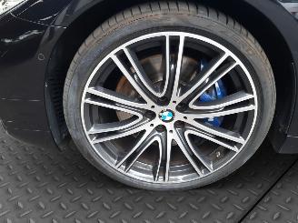 BMW 5-serie 540i X DRIVE  M PAKKET PANO picture 20