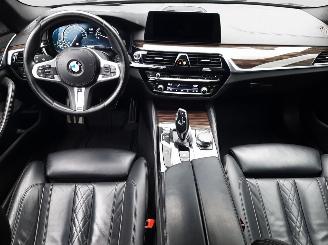BMW 5-serie 540i X DRIVE  M PAKKET PANO picture 13