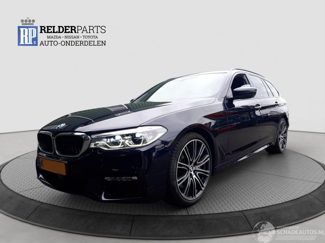 BMW 5-serie 540i X DRIVE  M PAKKET PANO
