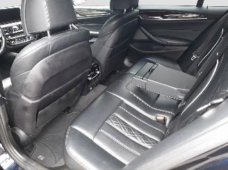 BMW 5-serie 540i X DRIVE  M PAKKET PANO picture 12