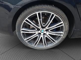 BMW 5-serie 540i X DRIVE  M PAKKET PANO picture 22