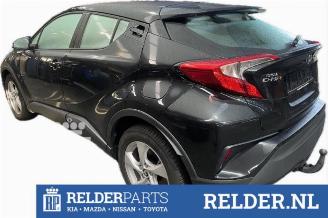 Toyota C-HR C-HR (X1,X5), SUV, 2016 1.8 16V Hybrid picture 5