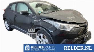 Démontage voiture Toyota C-HR C-HR (X1,X5), SUV, 2016 1.8 16V Hybrid 2019/7