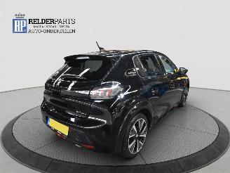 Peugeot 208 1.2 GT LINE PURE TECH picture 5