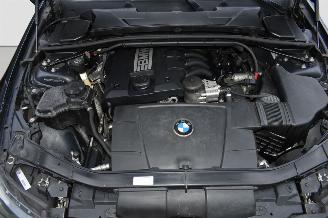 BMW 3-serie 318 TOURING picture 18