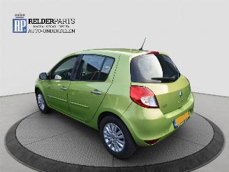 Renault Clio 1.2 16V picture 3