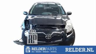 Uttjänta bilar auto Toyota Yaris Yaris II (P9), Hatchback, 2005 / 2014 1.33 16V Dual VVT-I 2009/6