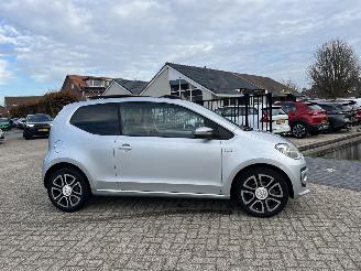 Volkswagen Up! 1.0 high up! Pano picture 5