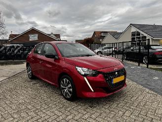 Vaurioauto  passenger cars Peugeot 208 1.2 Puretech activ 45.068 KM! AUTOMAAT !! 2023/8