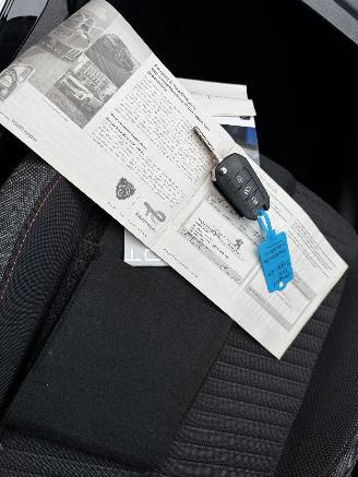 Peugeot 208 1.2 Puretech activ 45.068 KM! AUTOMAAT !! picture 26