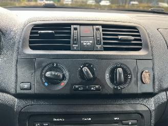 Skoda Fabia 1.2 TSI Tour picture 21