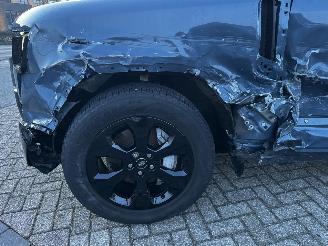 Land Rover Defender 2.0 P400e 110 X-Dynamic picture 17