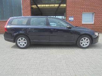Volvo V-70 2.0D Limited Edition 136pk, Navi, Leer, Climate & Cruise control picture 6