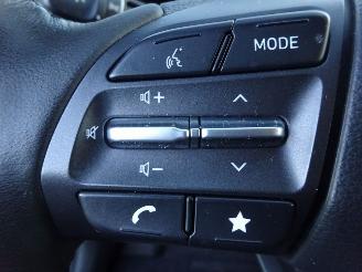 Hyundai Kona Prime 1.6i Hybride Automaat, Head-up, Navigatie, DAB+, Adaptive cruise picture 17