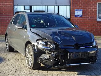 Volkswagen e-Golf Comfortline 100kw Elektro, Navi-MMS, DiGi, Climate control picture 3