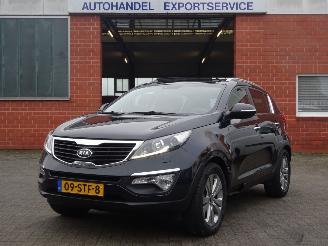 skadebil auto Kia Sportage 2.0i CVVT X-Clusive 120kw Aurtom., Panorama, Vol Leder, Navi-MMS 2011/12