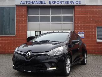 uszkodzony samochody osobowe Renault Clio 1.5 DCI Limited Editon, Airco, Cruise contro, Navi-MMS, PDC 2017/6