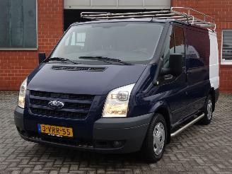 Ford Transit FT260K  2.2 TDCI, Airco, Cruise control, Trekhaak, Inrichting picture 2