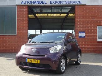 uszkodzony samochody osobowe Toyota iQ IQ+ Comfort 1.0i Automaat, Airco, Stuurbekr, APK 2010/3