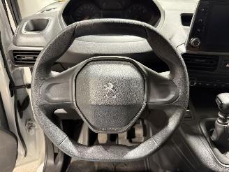 Peugeot Partner 1.2PureTech 81kW  Premium picture 34