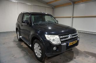 Mitsubishi Pajero 3.2 DID 125kW Automaat Invite High Roof AT HRV picture 3
