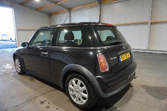 Mini Mini 1.6 66kW ONE SALT picture 12