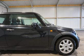 Mini Mini 1.6 66kW ONE SALT picture 14