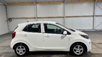 krockskadad bil auto Kia Picanto 1.0CVVT 49kW EconomyPlusLine 2018/9