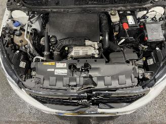 Peugeot 308 1.2 PureTech 81kW Blue Lease picture 24