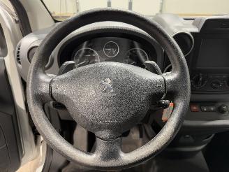 Peugeot Partner 1.6 BlueHDi 73kW Automaat Airco Premiére S&S  L1 picture 15