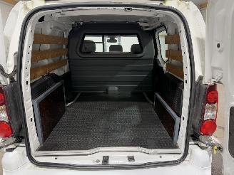Peugeot Partner 1.6 BlueHDi 73kW Automaat Airco Premiére S&S  L1 picture 22