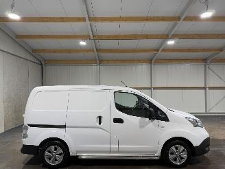 skadebil bedrijf Nissan E-NV200 80kW 24kWh Navigatie Stoel/Stuurverwarming 2014/11