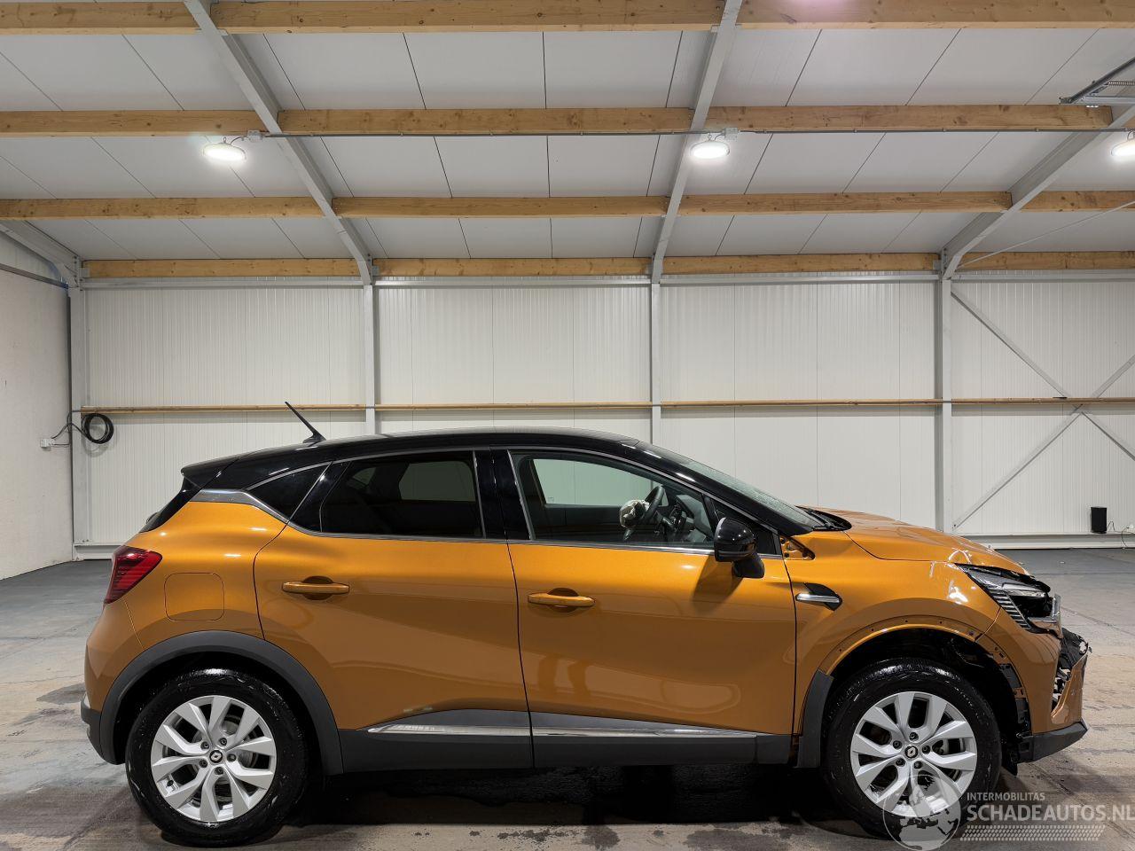 Renault Captur 1.0 TCe 67kW Intense Airco Achteruitrijcamera