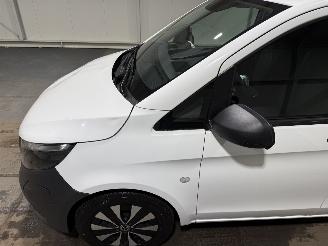 Mercedes eVito 66kWh Lang 85kW Navi Camera picture 17