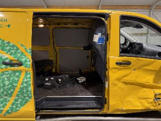 Mercedes eVito 66kWh 85kW Automaat Camera picture 39