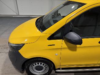 Mercedes eVito 66kWh 85kW Automaat Camera picture 17