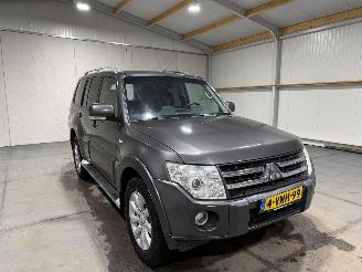 Mitsubishi Pajero 3.2 DI-D 147kW Automaat Leder 4X4 Instyle Side Window Van picture 3