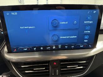 Ford Focus 1.0Ecoboost 92kW Hybrid Titanium picture 27