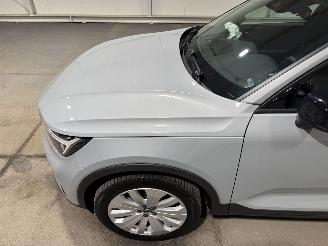 Volvo XC40 70kWh Single Motor 175kW Essential picture 17