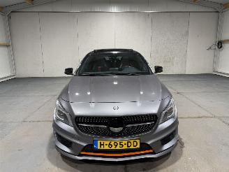 Mercedes Cla-klasse 200 ShootingBrake 115kW Automaat Orange Edition Pano picture 4